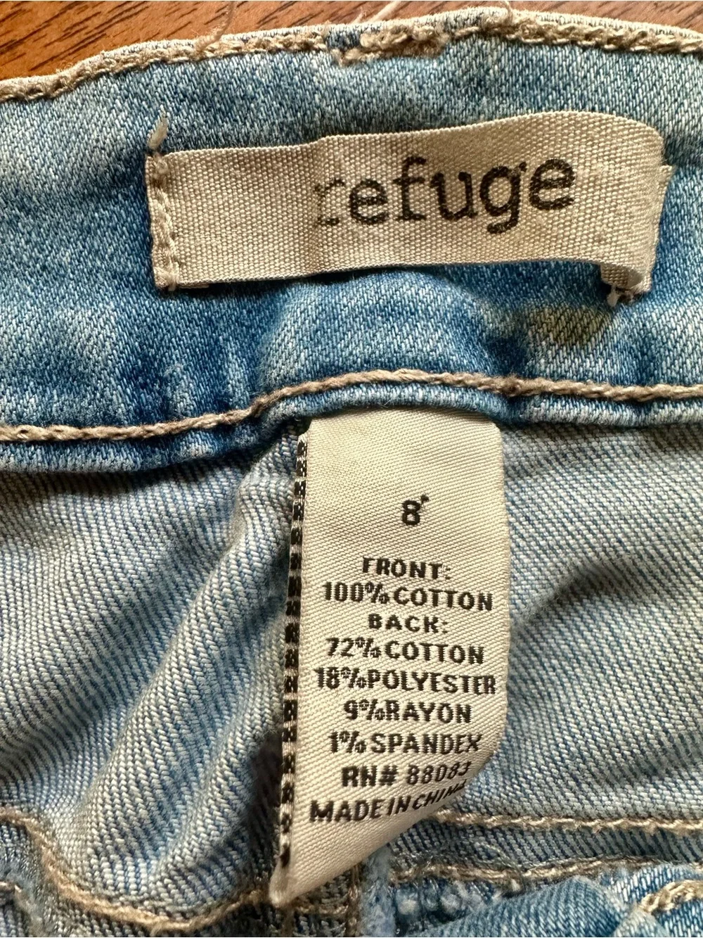 Refuge Light Wash Distressed Jeans - Size 8